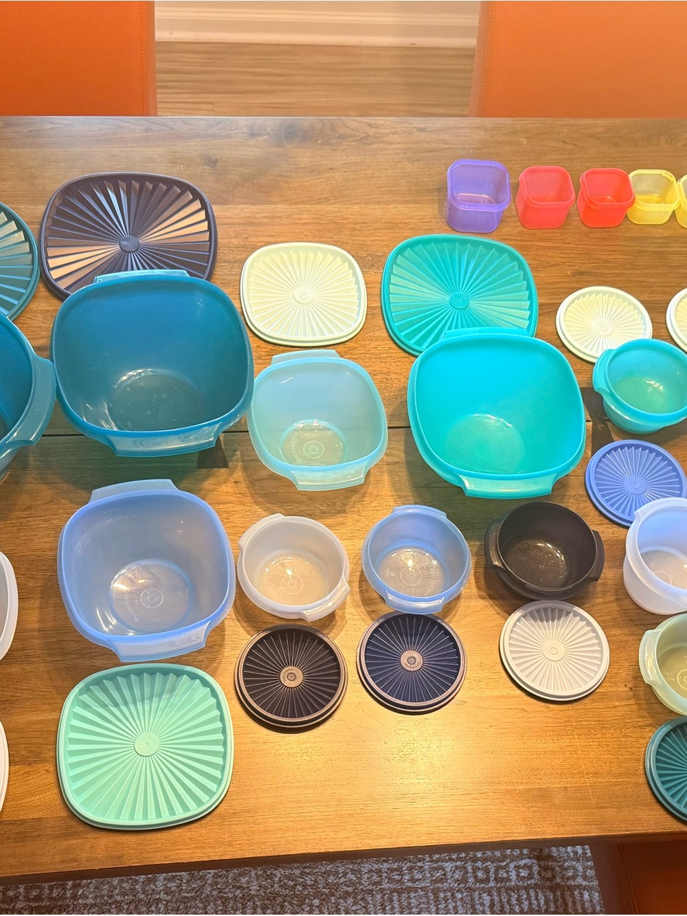 Large Tupperware Heritage Food Storage Lot – 44 Pieces